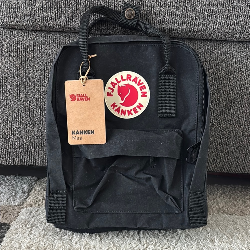Fjallraven Black Kånken Backpack Timeless Design